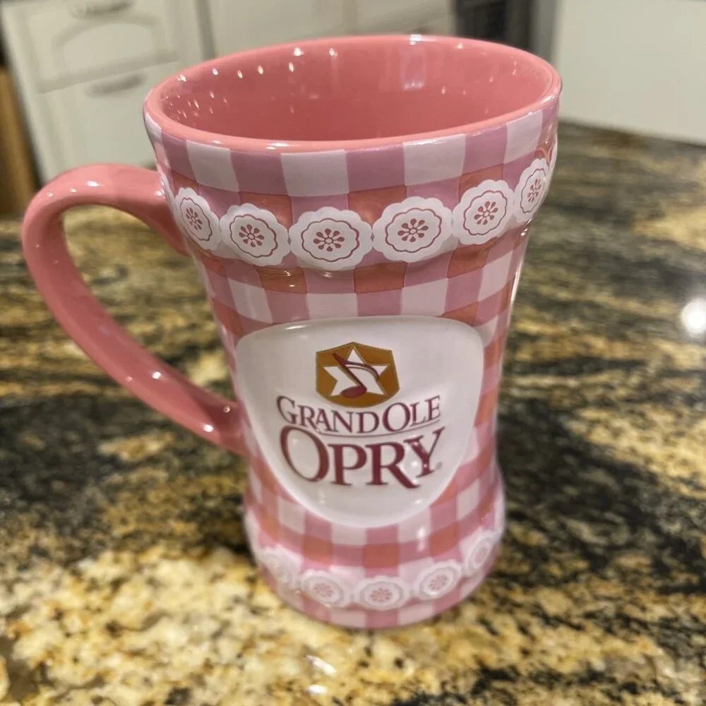 GRAND OLE OPREY COFFEE MUG. RAISED 3D IMAGES MUG. Art Deco‎ Print Mug.  B106